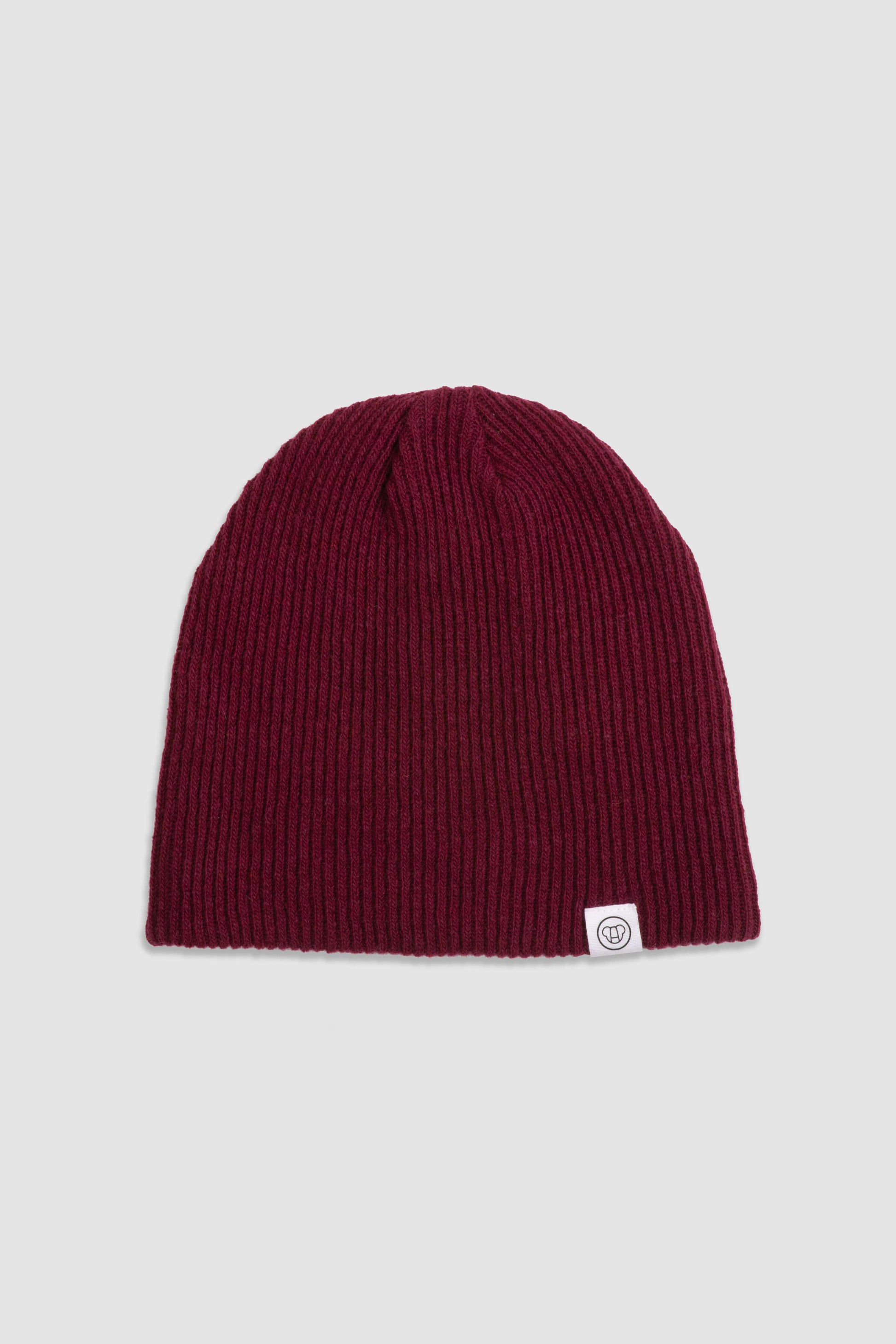 bonnet streetwear pour enfant en laine, doux, maille côtelée, couleur prune, étiquette logo ours Allmemberz