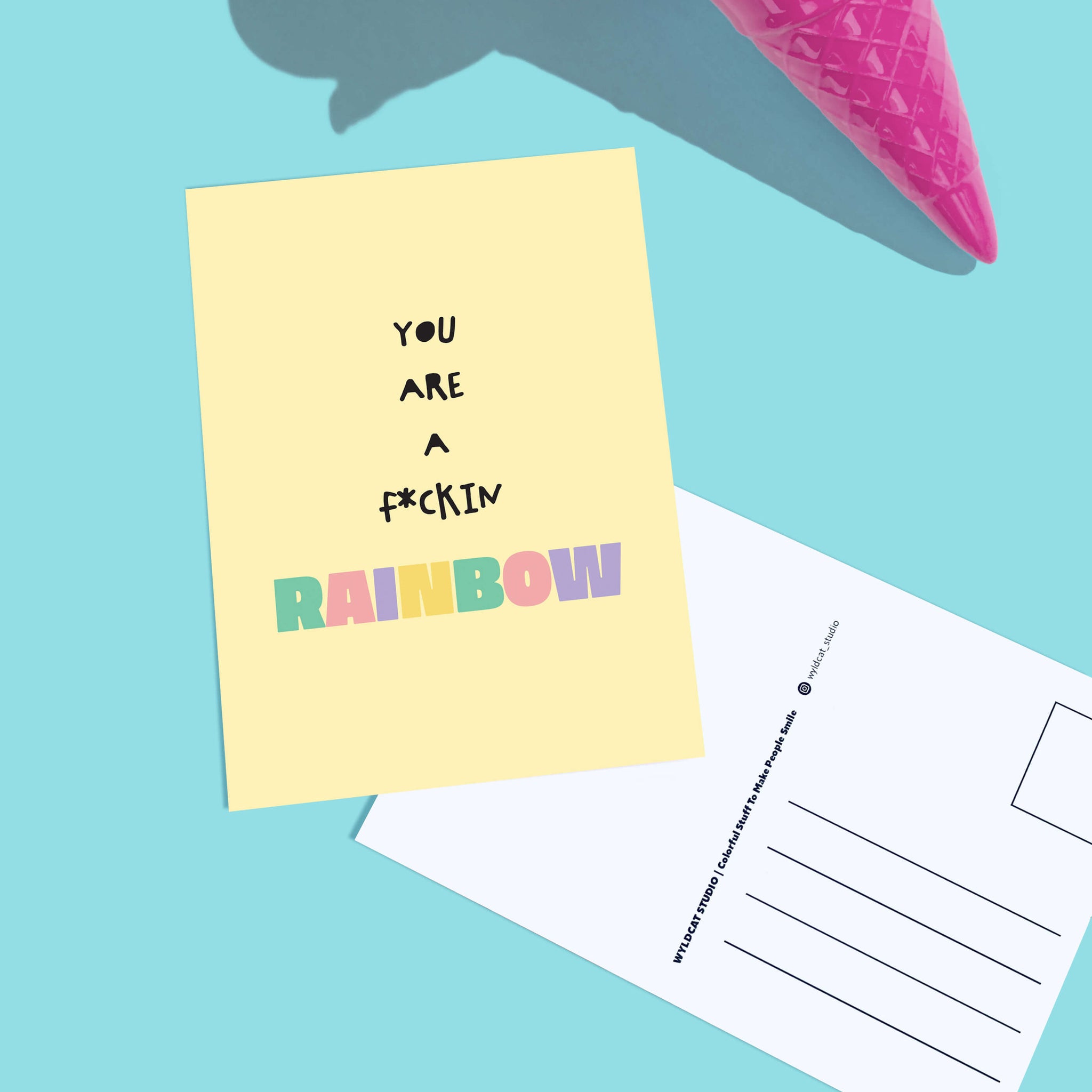 carte postale couleurs pastel message positif rainbow arc-en-ciel